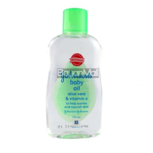 Johnson's Baby Oil - Aloe Vera & Vitamin E ( to help soothe & Nourish skin) 125ml